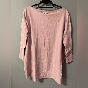 NWT Miracle thin knit ribbed fitted sleeves boat neck tunic in pink. Size S/M